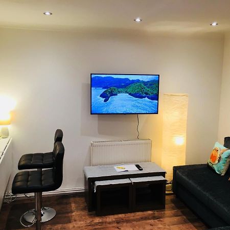 Fountain View 1Br Flat Oxford - Free Parking Apartment ภายนอก รูปภาพ