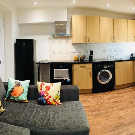 Fountain View 1Br Flat Oxford - Free Parking Apartment ภายนอก รูปภาพ