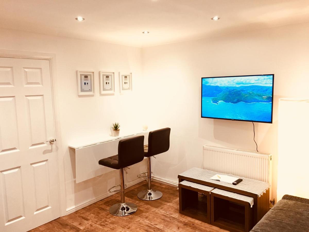 Fountain View 1Br Flat Oxford - Free Parking Apartment ภายนอก รูปภาพ
