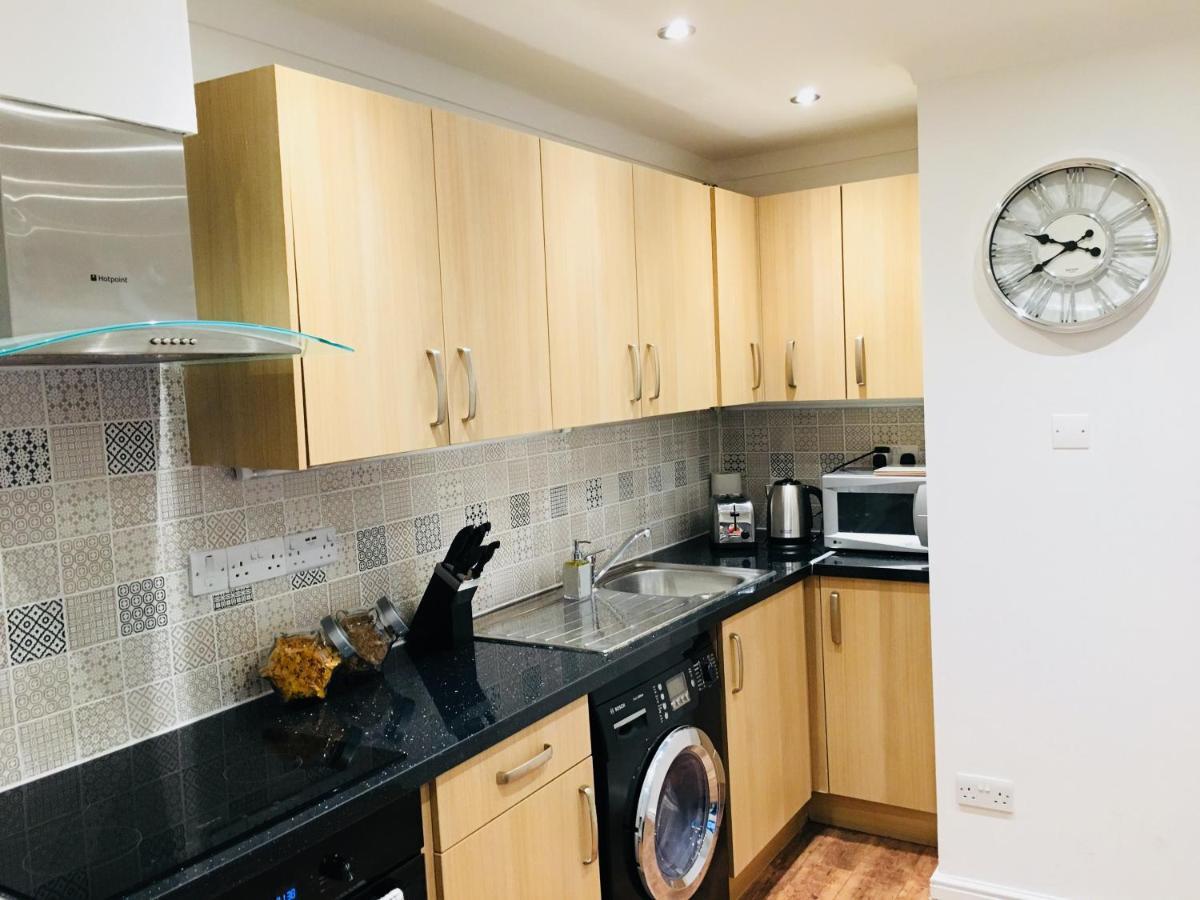 Fountain View 1Br Flat Oxford - Free Parking Apartment ภายนอก รูปภาพ