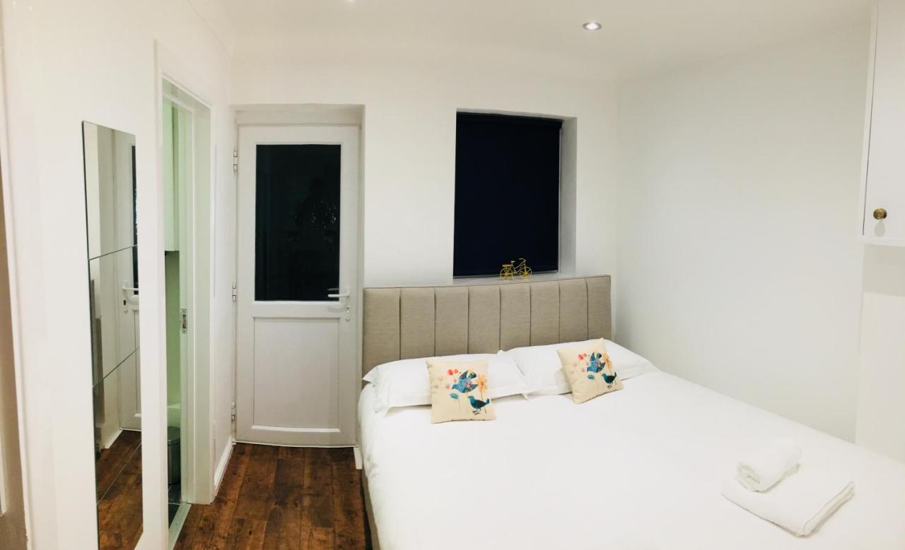 Fountain View 1Br Flat Oxford - Free Parking Apartment ภายนอก รูปภาพ
